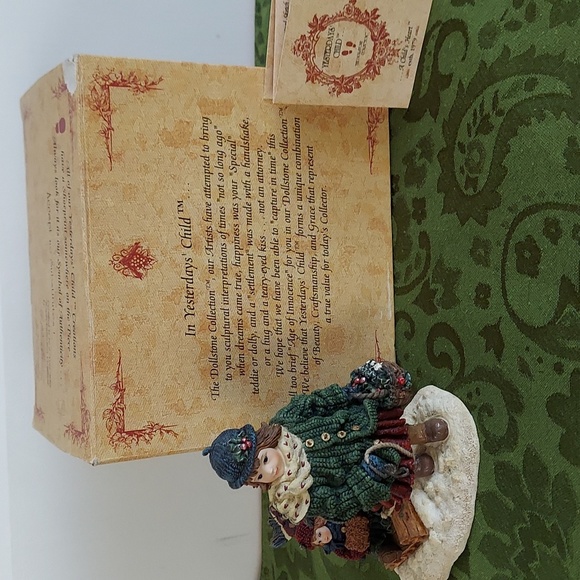 Vintage Collectable Figurine - Picture 1 of 4